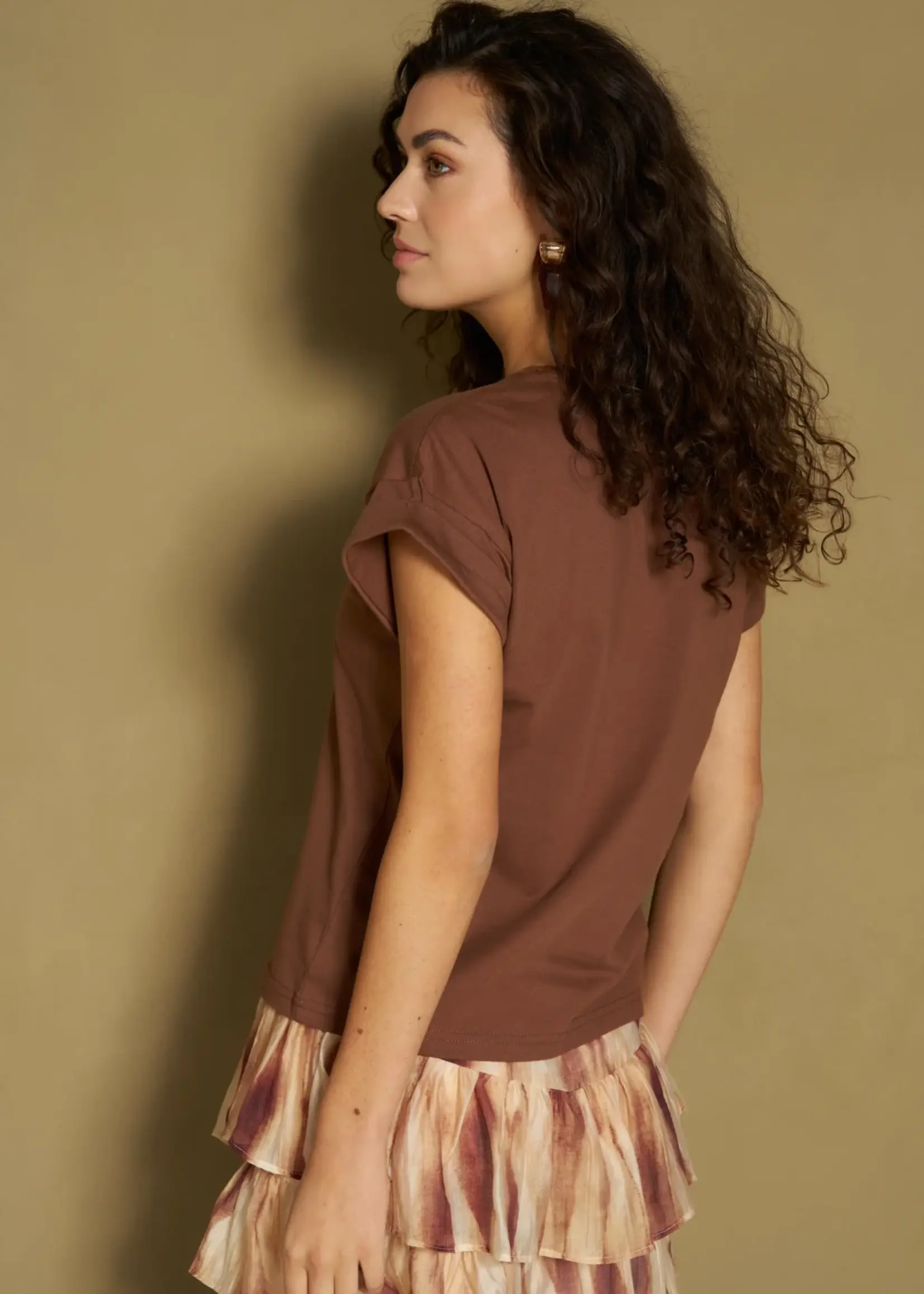 LOFTY MANNER Lofty Manner Isole T-shirt RH52 – relaxed fit met opgerolde mouwen