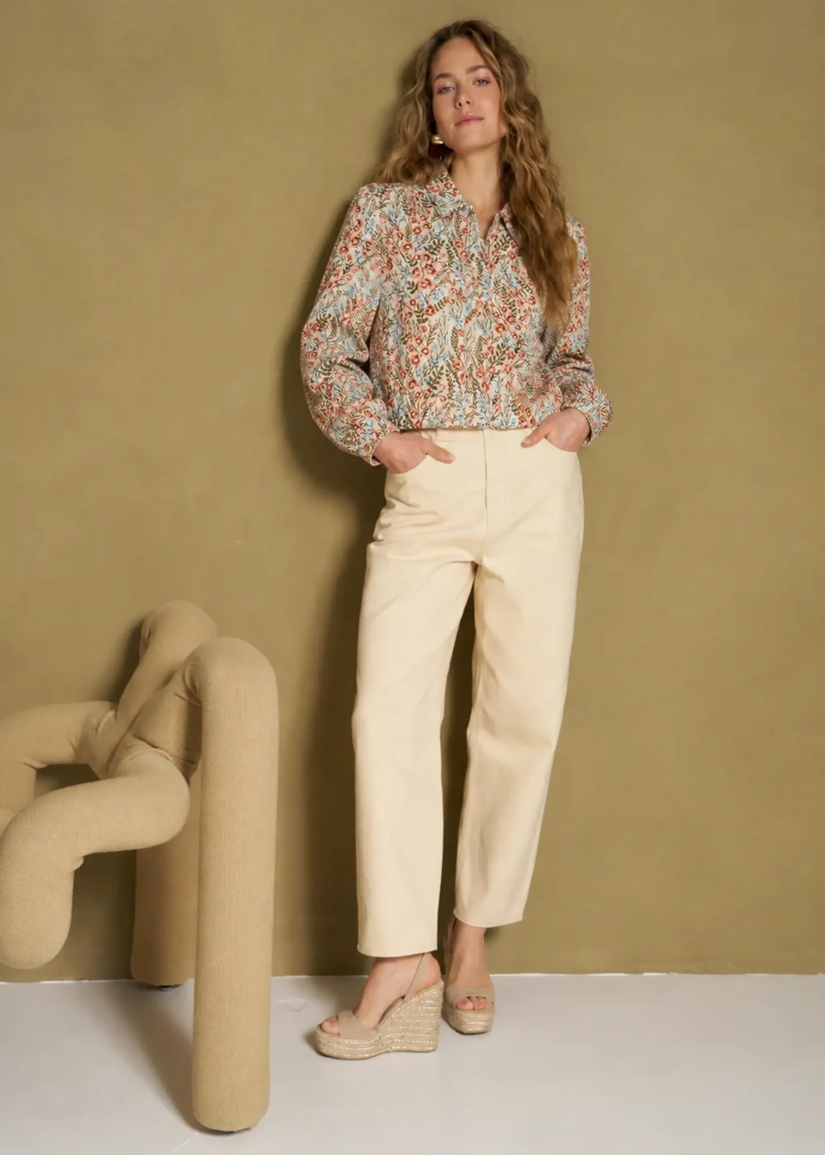 LOFTY MANNER Lofty Manner Hani Jacket RH41 – elegant jacquard jasje met bloemenstructuur