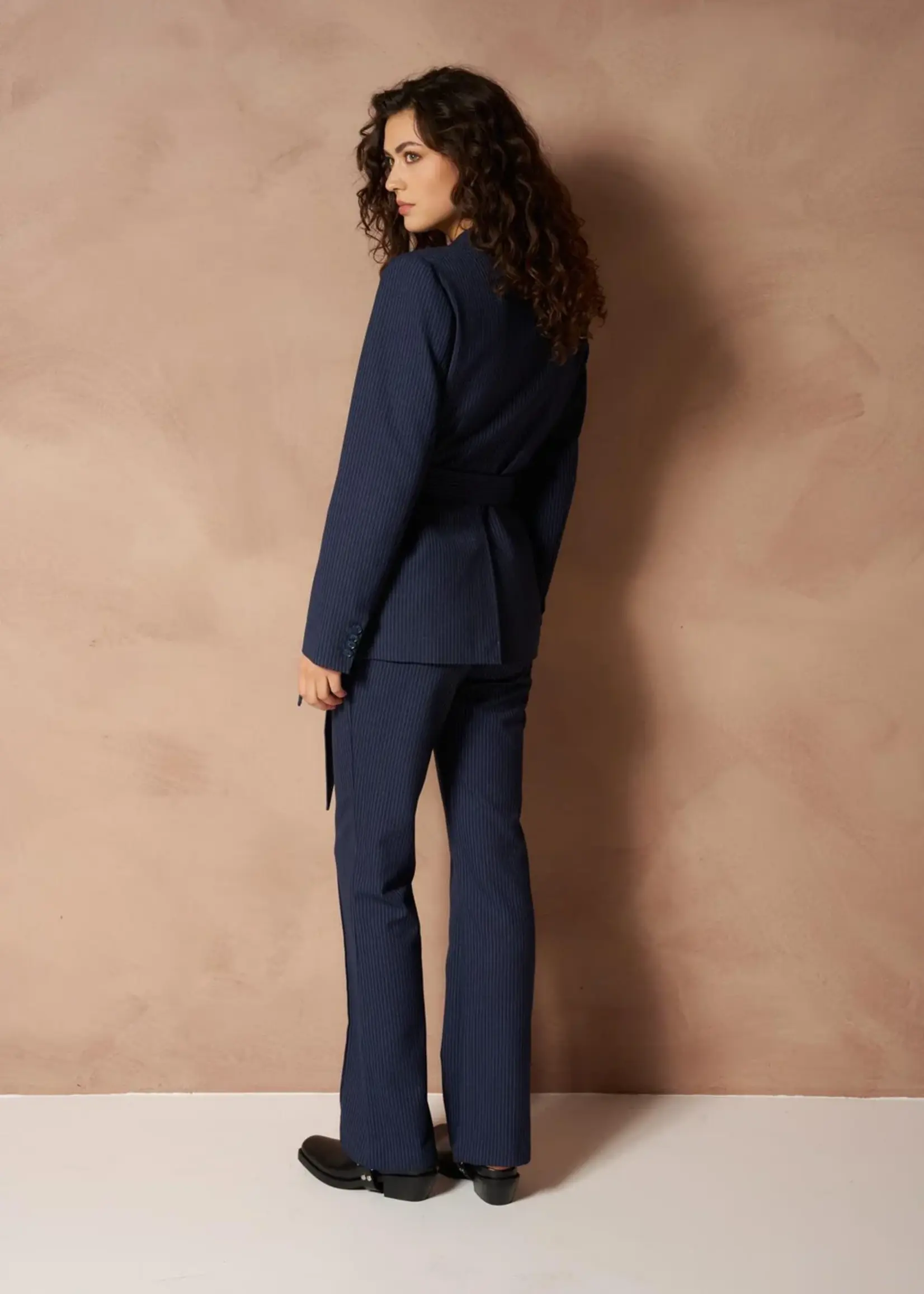 LOFTY MANNER Lofty Manner Blazer Ivy – Double Breasted Belted