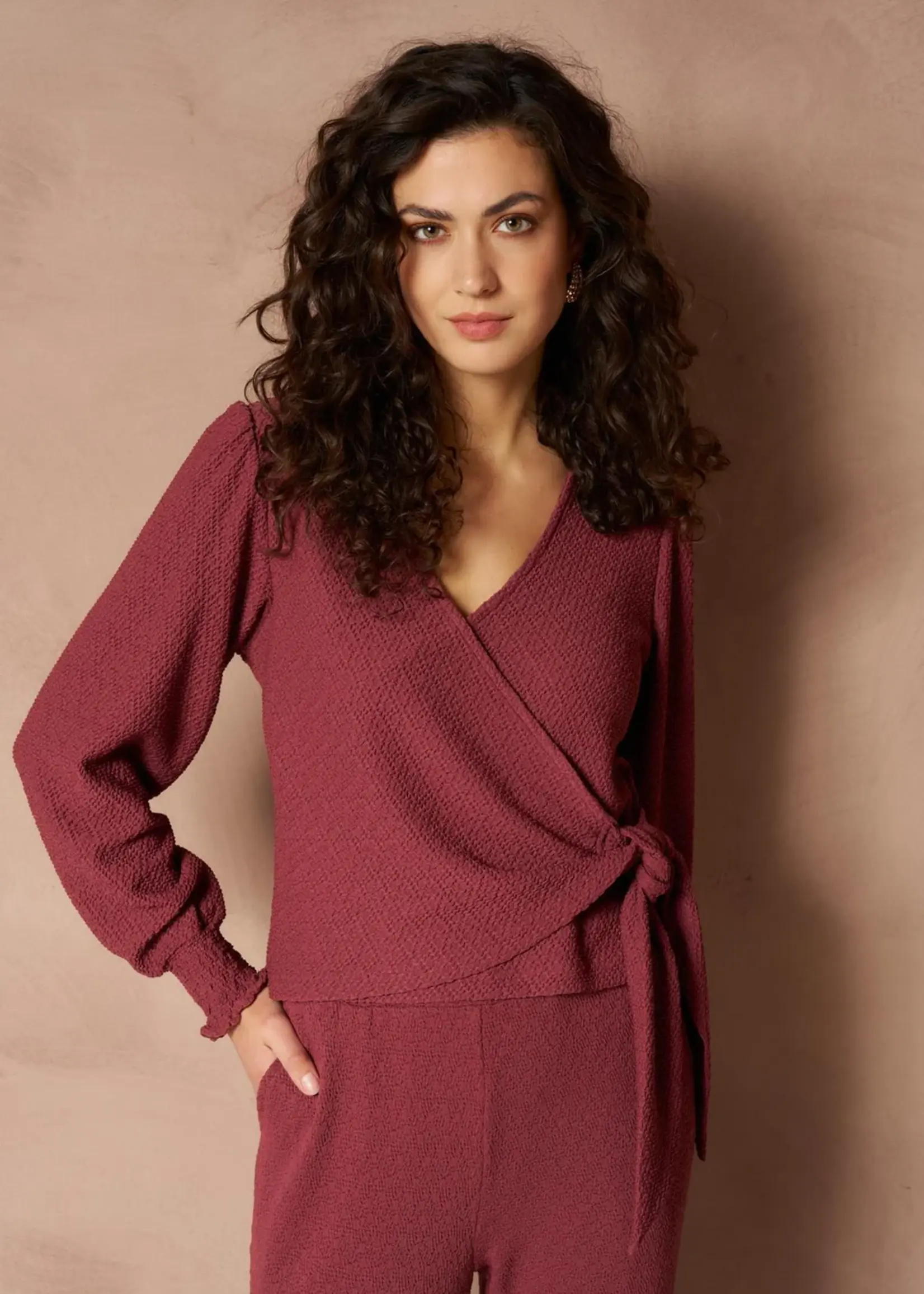 LOFTY MANNER Lofty Manner Isa Top – Structured Wrap | RI06.1