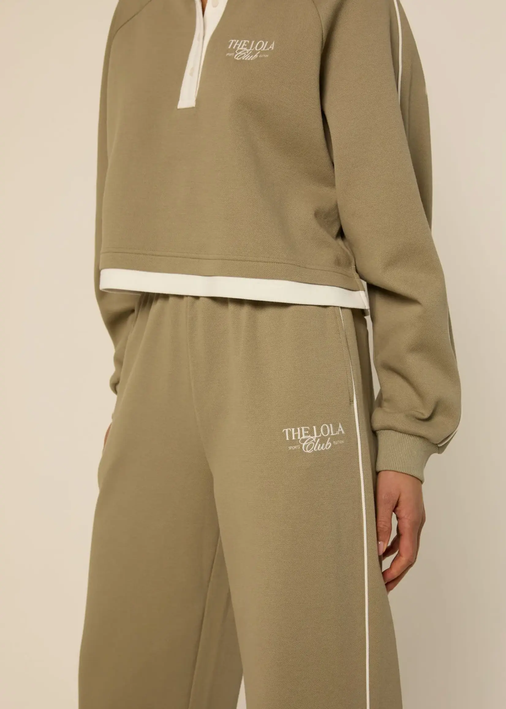 LOFTY MANNER The Lola Club Kaya Pants Sage Green – dames broek in groen