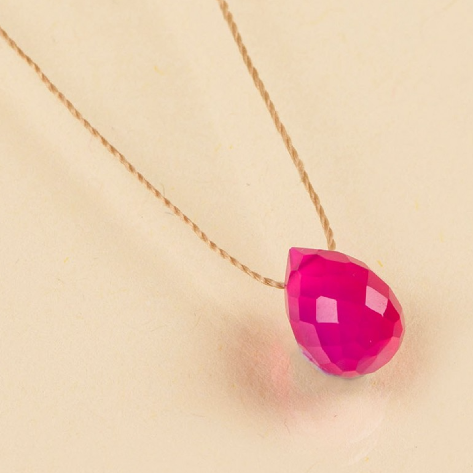 Collier Goutte Agate Fushia