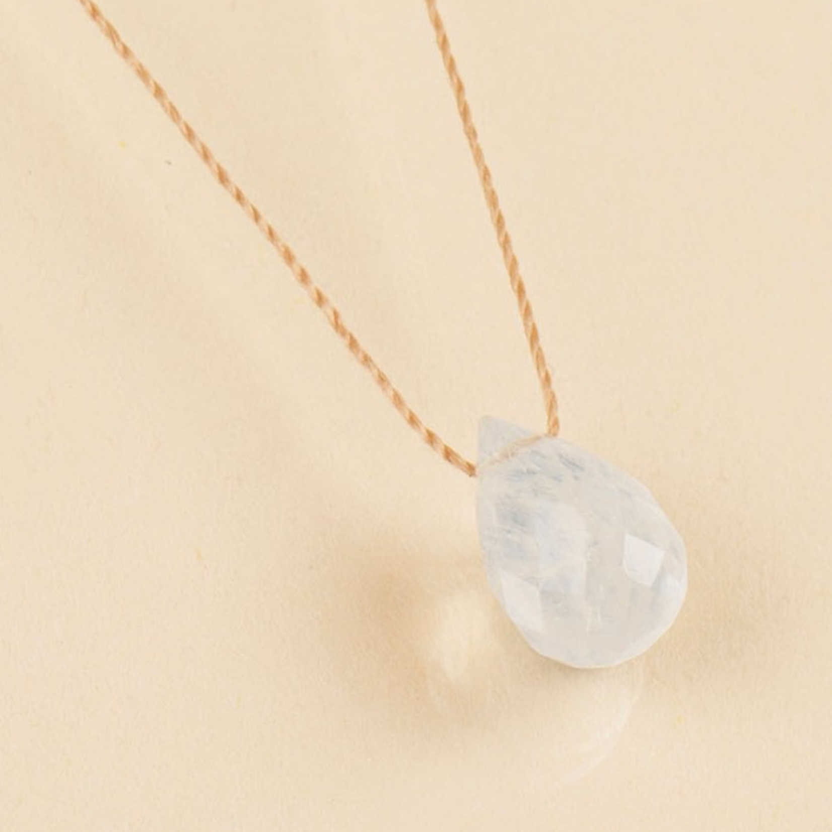 Collier Goutte Pierre de Lune Blanche