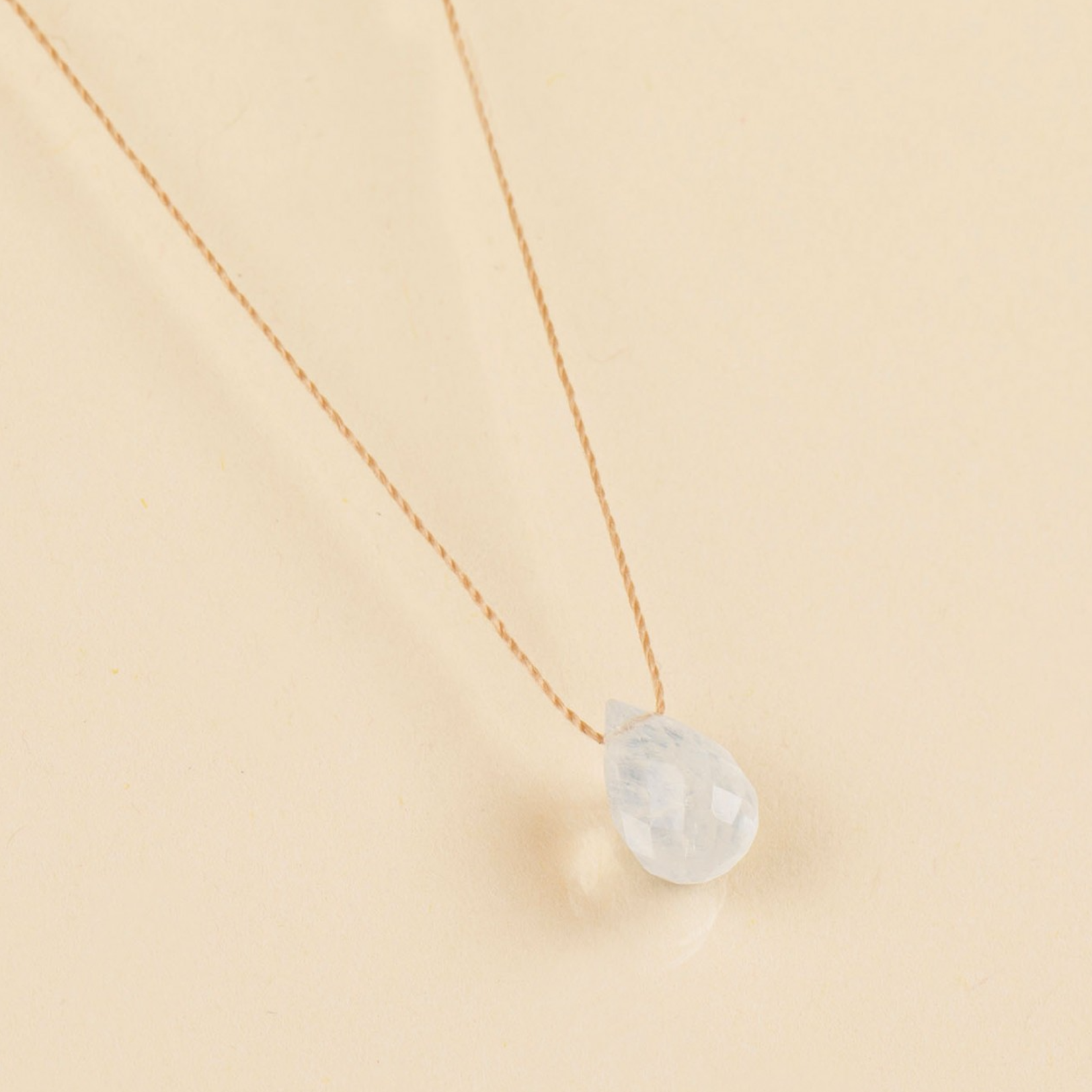 Collier Goutte Pierre de Lune Blanche