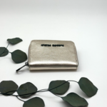 Petit porte-monnaie doré