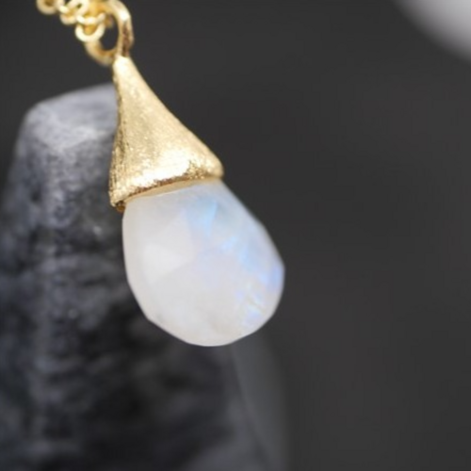 Collier Goutte Poétique Pierre de Lune