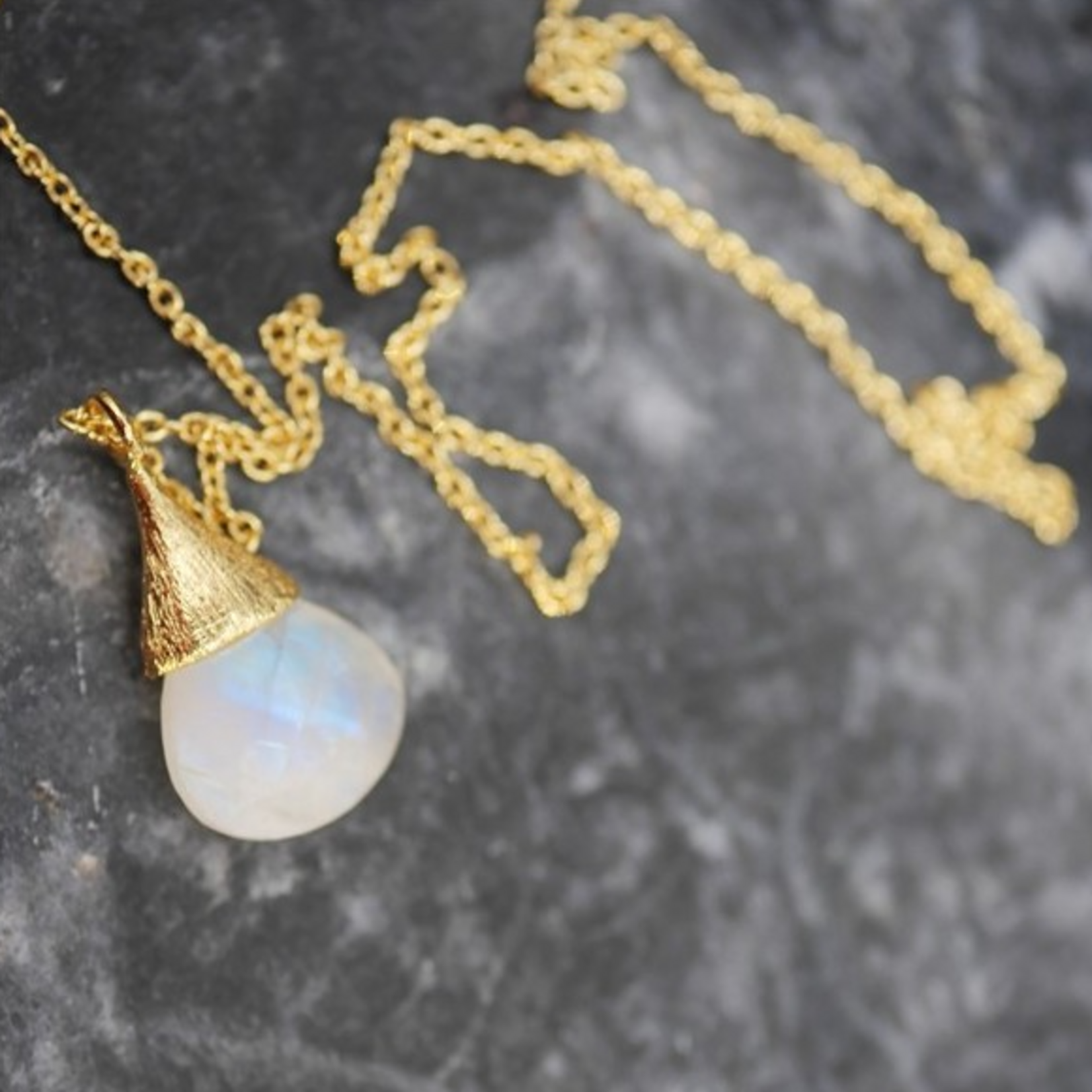 Collier Goutte Poétique Pierre de Lune