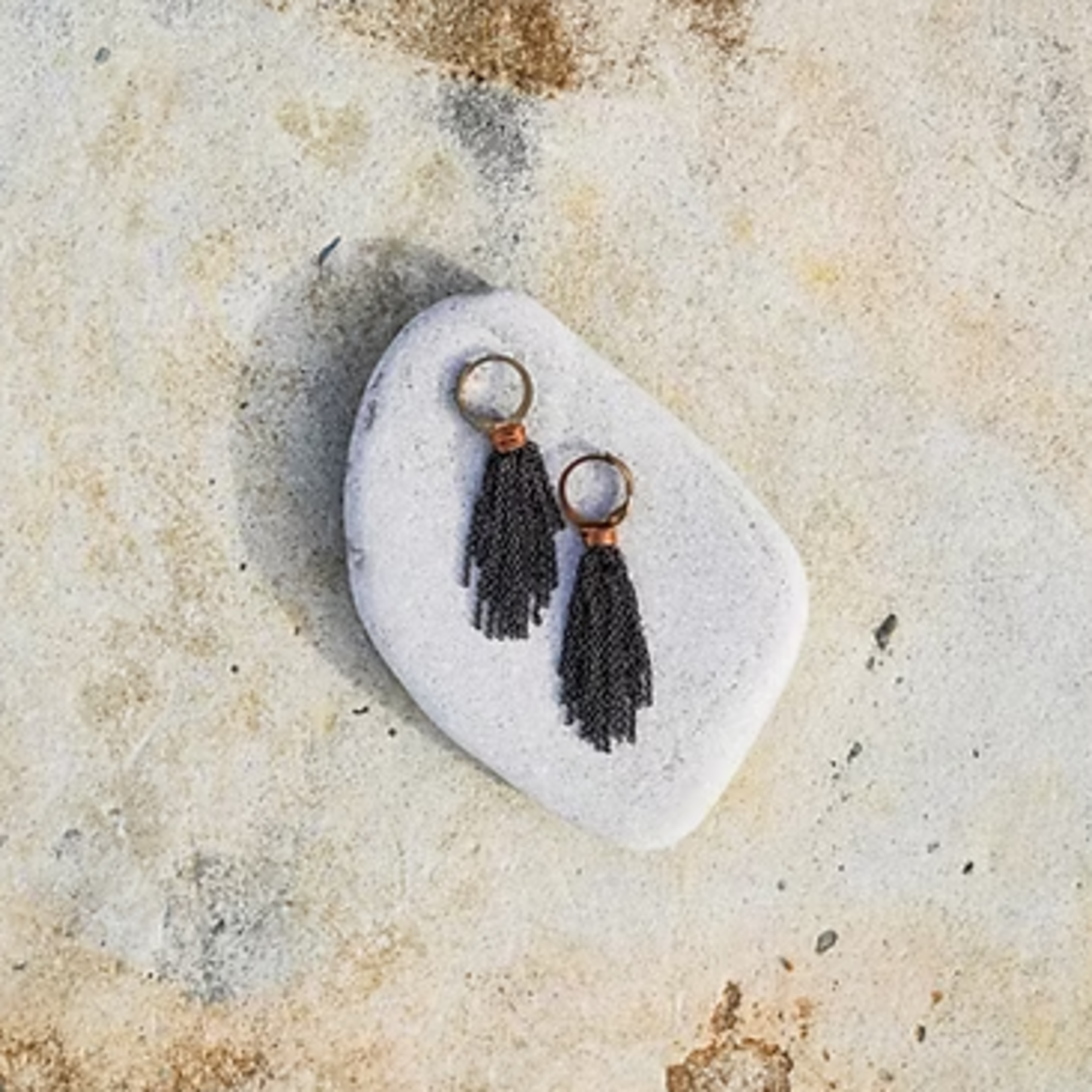 Boucles d'oreilles Black XS