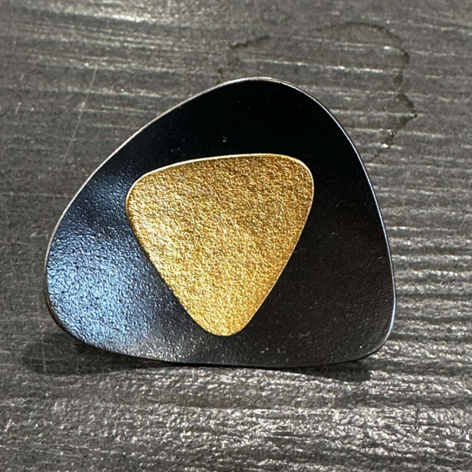 Bague Triangle - Noir et Or