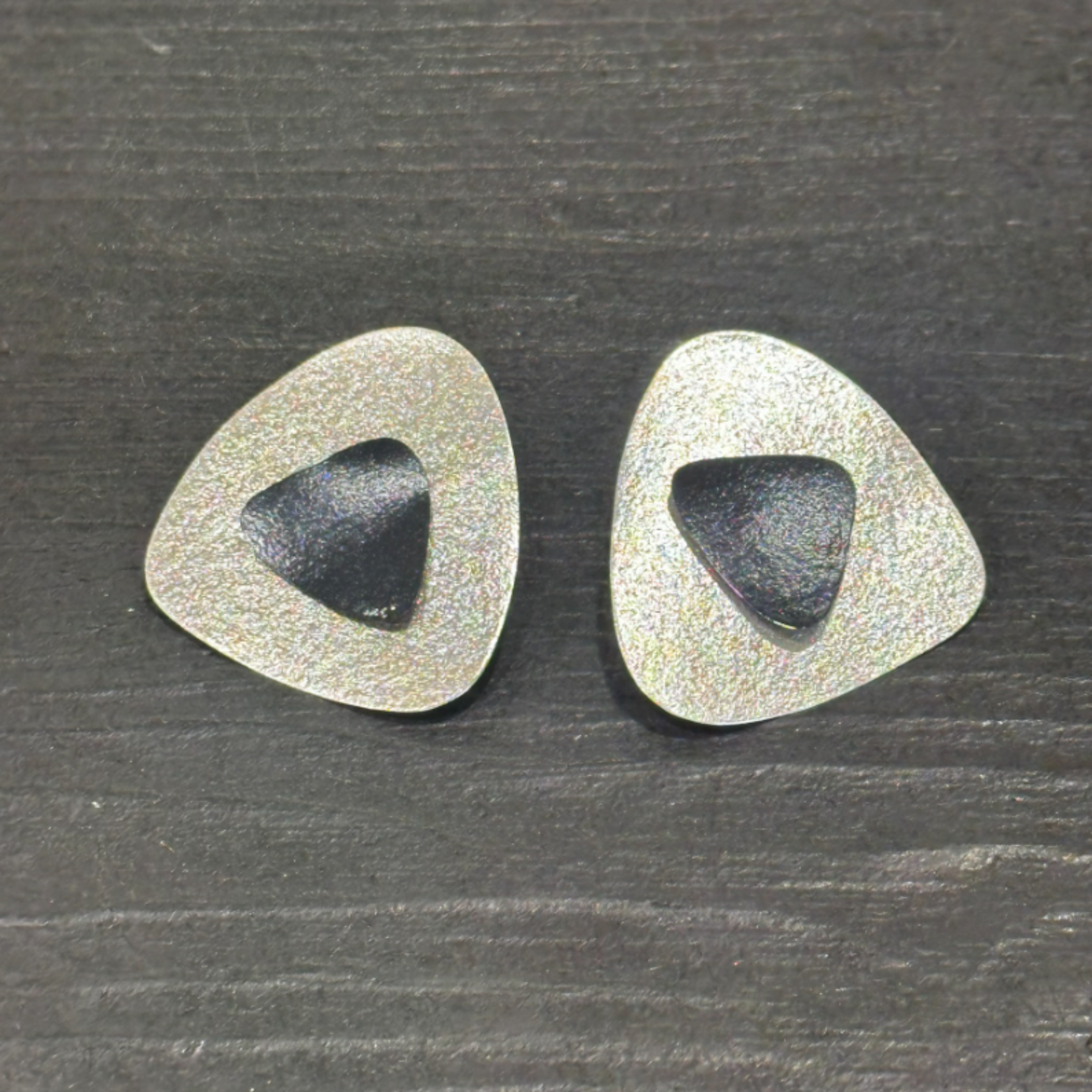 Boucles d'oreillles Triangle - Argent et Noir