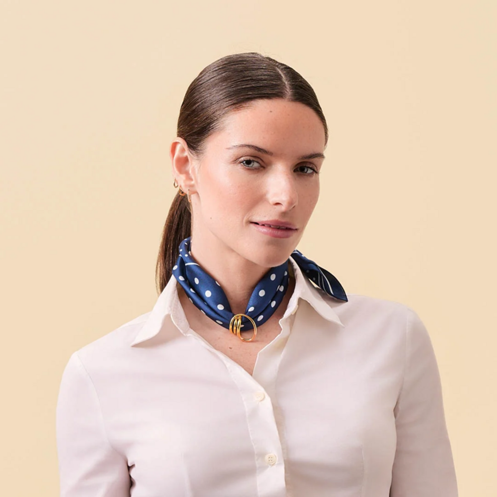 Carré de soie 49 - Pois – Bleu marine