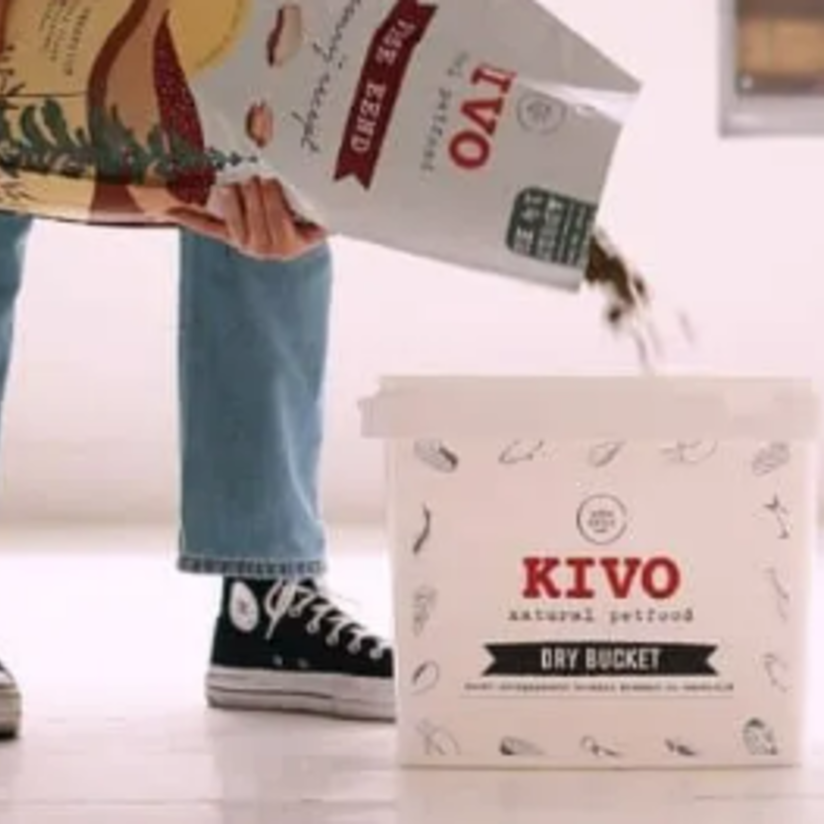 Kivo Kivo Dry Bucket voor koudgeperste brokken
