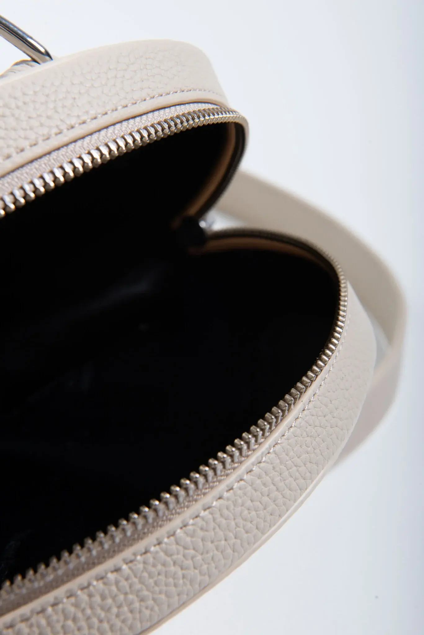 New Amsterdam NASA oyster bag - bone