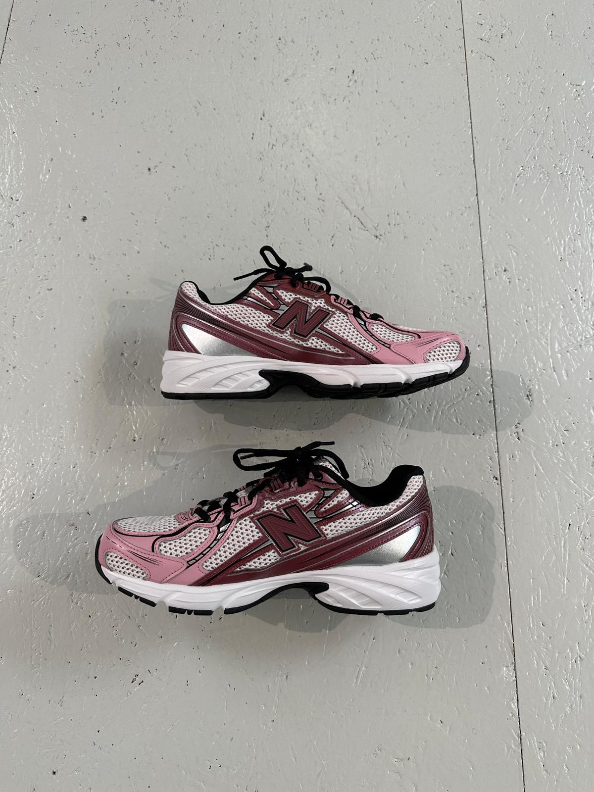 NEW BALANCE NEW BALANCE U740PG2