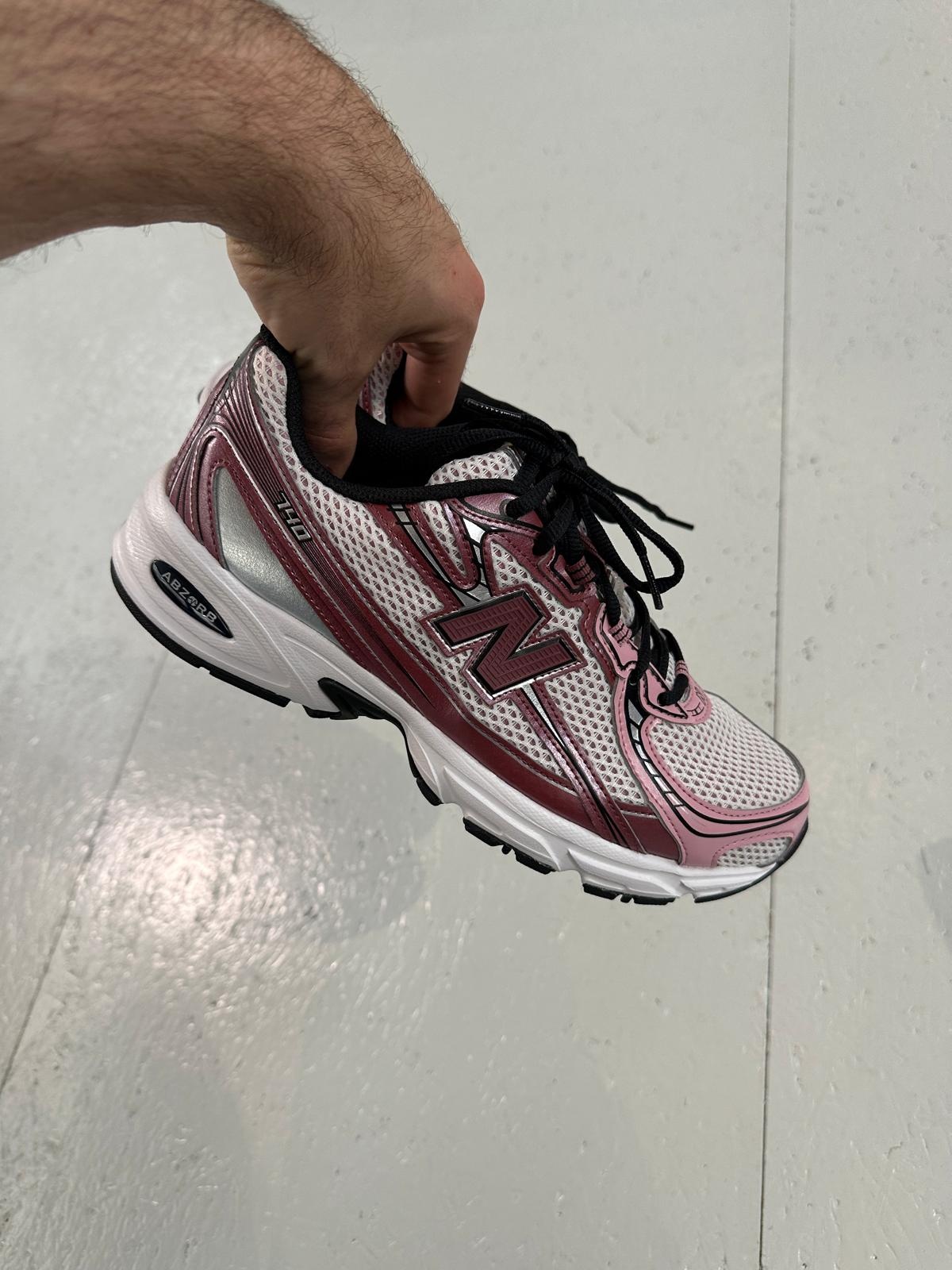 NEW BALANCE NEW BALANCE U740PG2