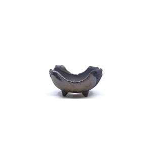 Shohin Bonsai pot handgemaakt bruin met brons accent 12cm