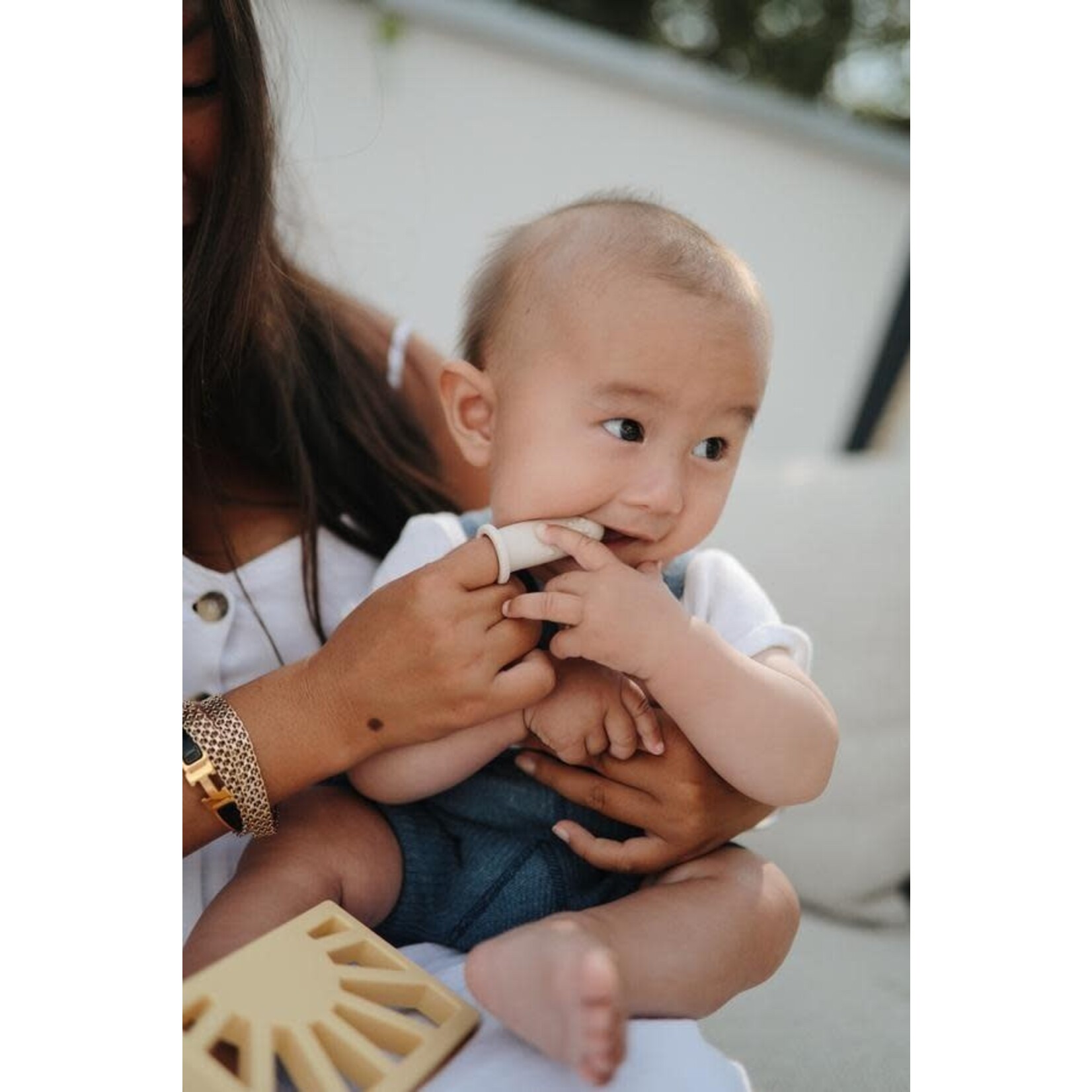 Mushie Mushie - Toothbrush - Shifting Sand + Cambridge Blue