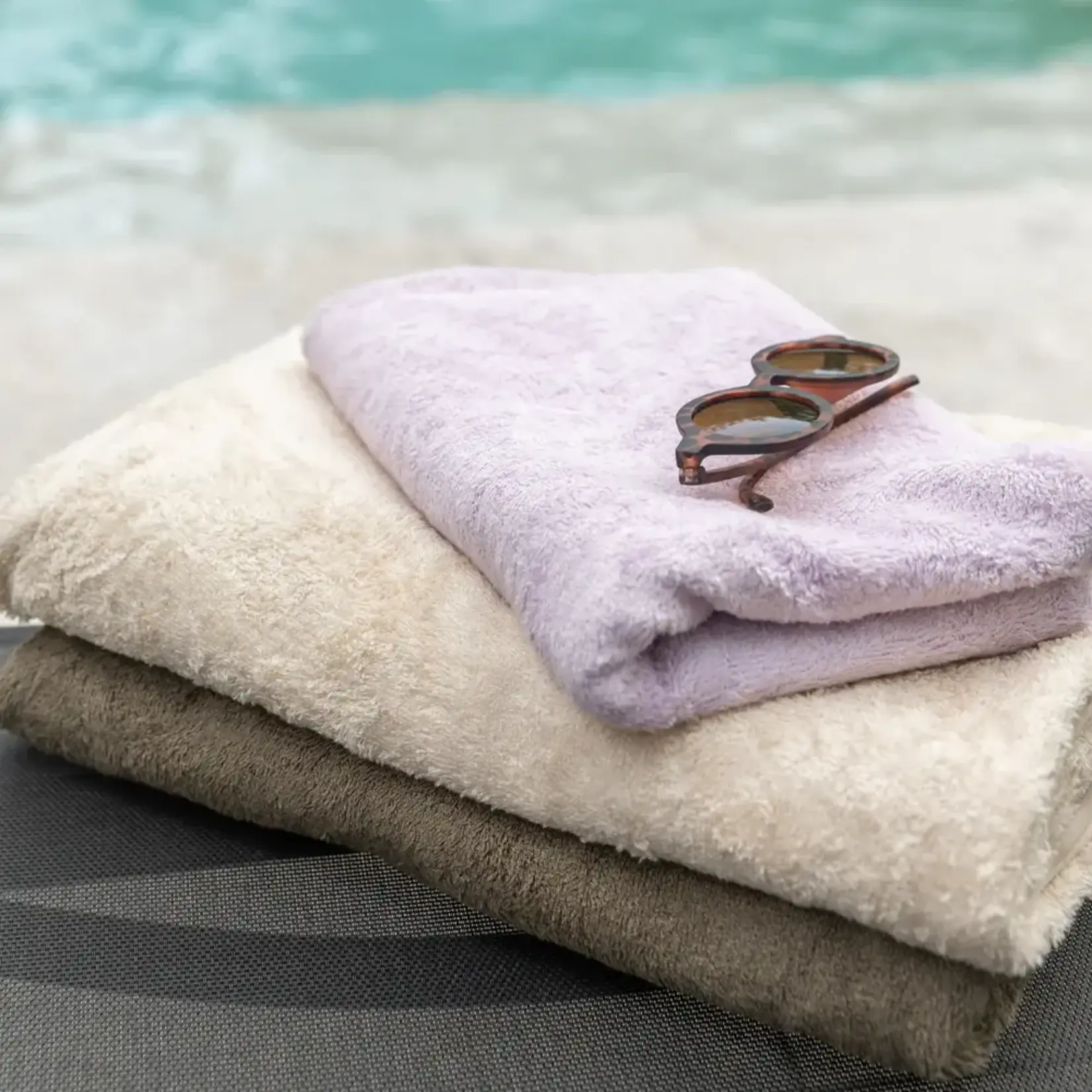 Timboo Timboo - TOWEL 50x74cm - DAISY WHITE