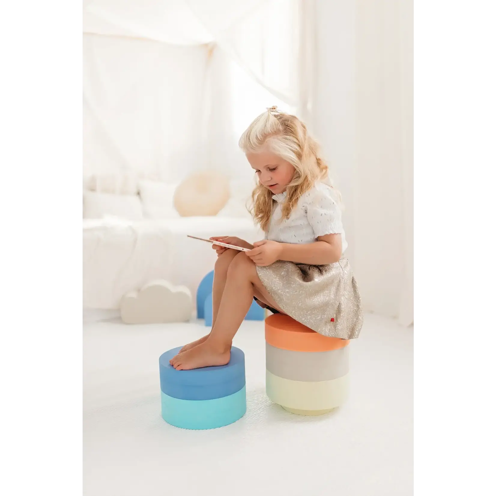 MOES MOES - Rainbow Chair