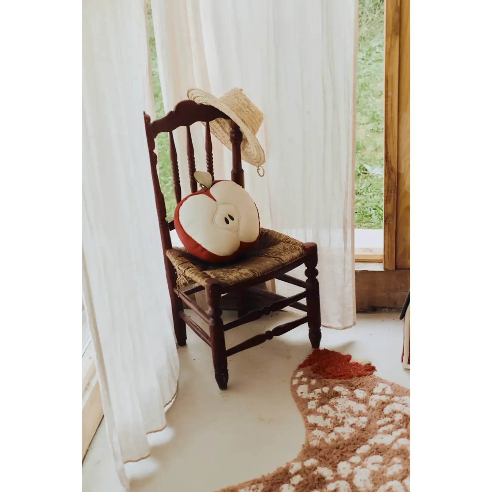 Lorena Canals Lorena Canals - Kussen Apple (30x30 cm)