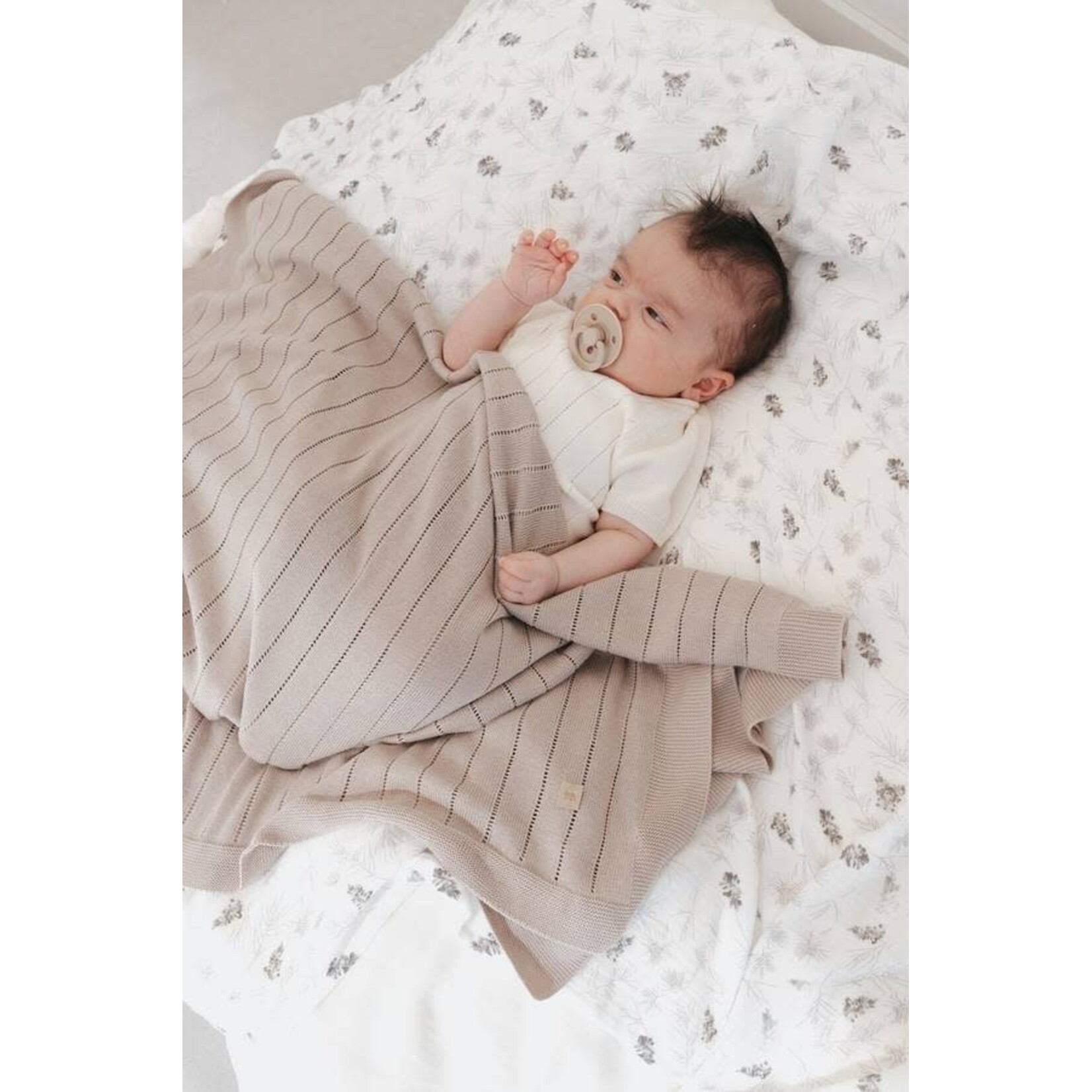 Bamboom Bamboom - Dekentje voor wieg 100 x 75cm - Gestreept - Gebreid Camel