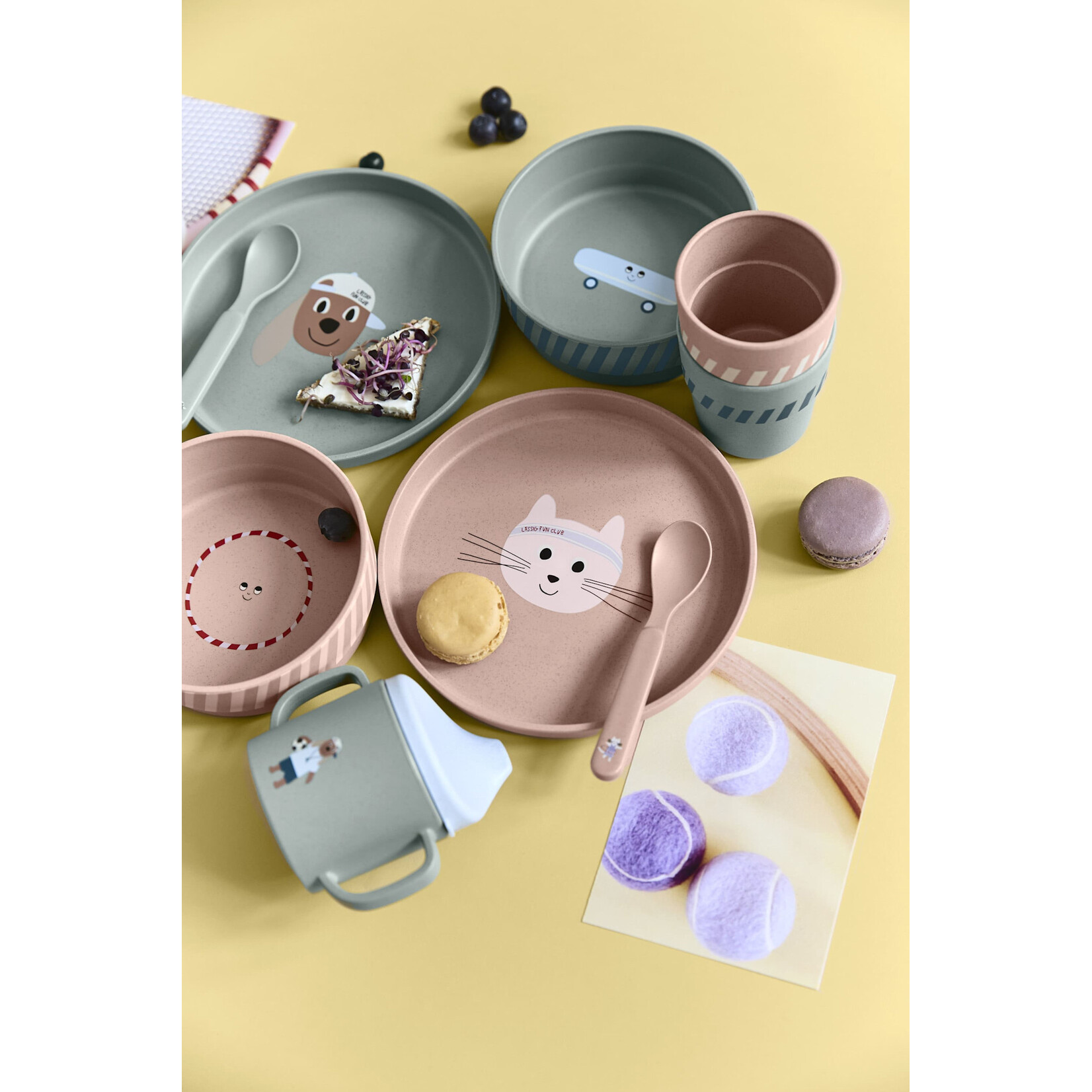 Lassig Lassig - Dish Set PP/Cellulose Tiny Team Cat (Plate, Bowl, Mug, Spoon)