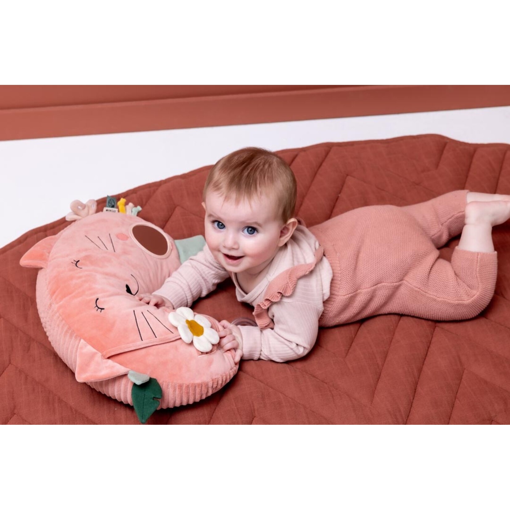 Trixie Trixie -  Mrs. Cat Tummy Time Kussen