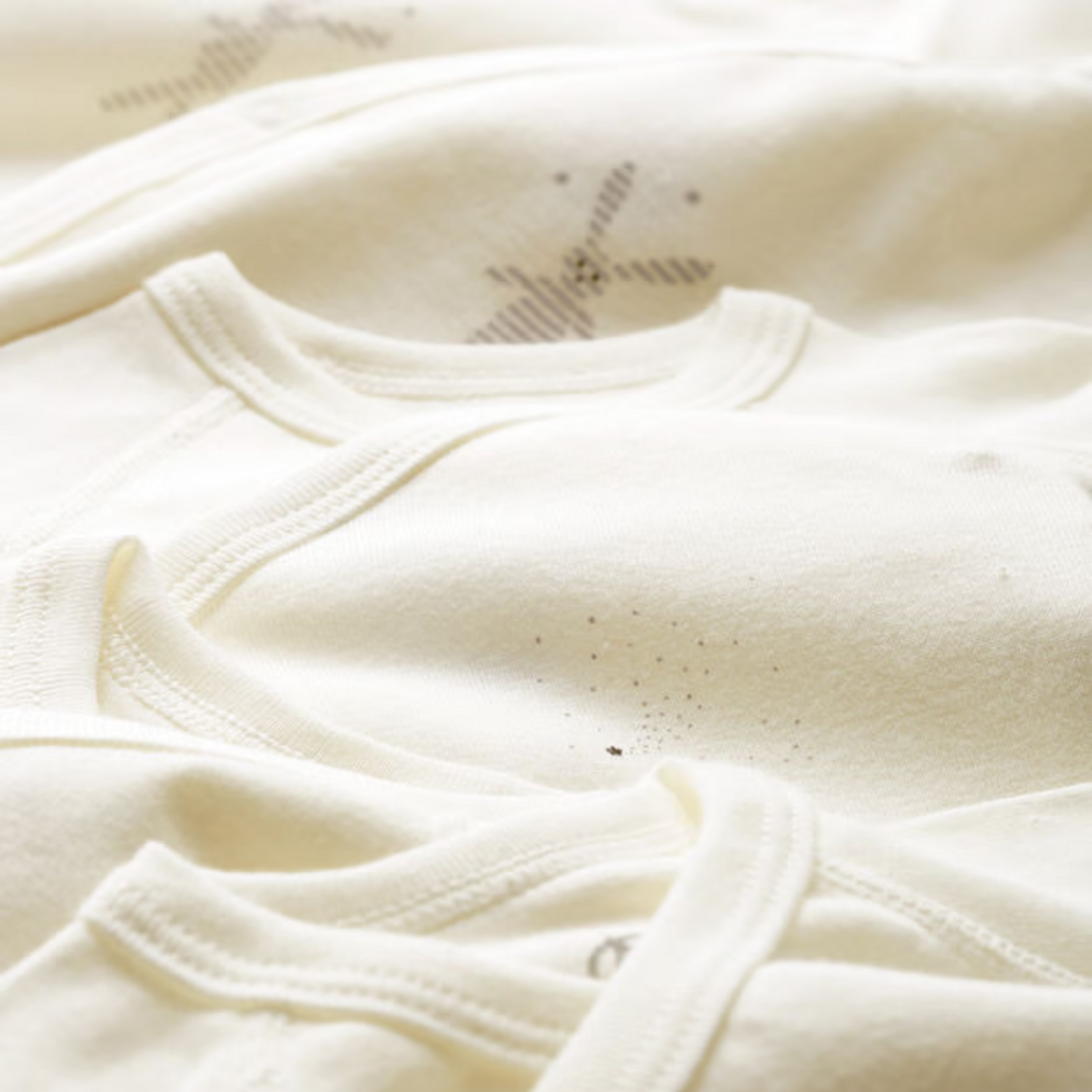Petit Bateau Petit Bateau - Rompertjes newborn lange mouwen wit met kleine print konijn/ster (5-pack)