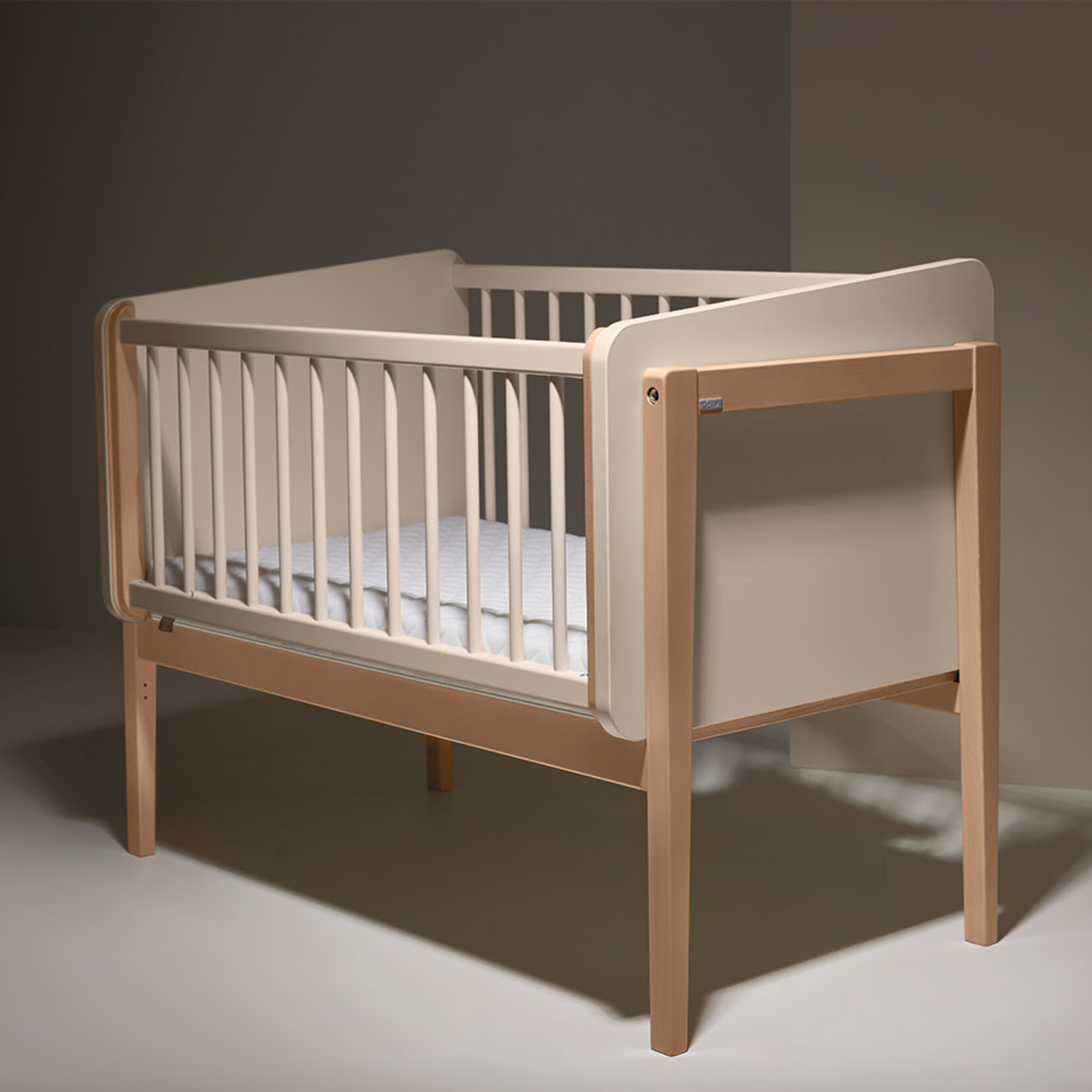 Paidi Paidi - Wieg Little Cloud - Cashmere Beige (omvormbaar naar zeteltje of tafeltje)