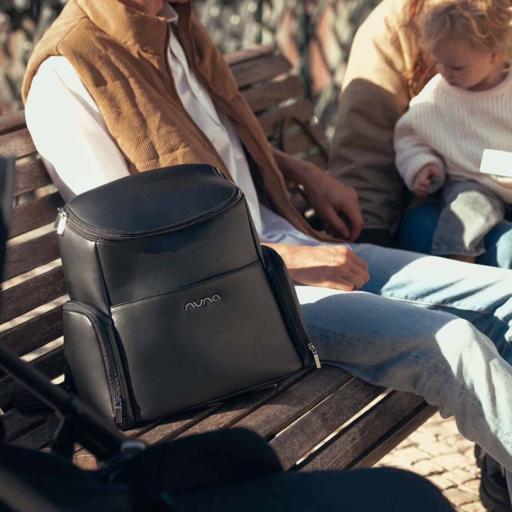 Nuna Nuna - Essential Bag Caviar Black