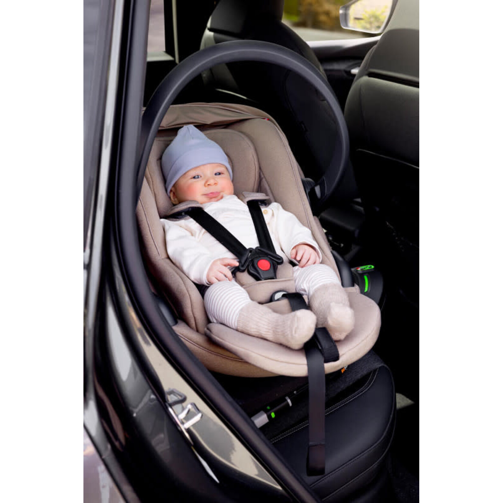 BeSafe BeSafe - Go Beyond² Babyautostoel - Dark Sand SoftBreeze