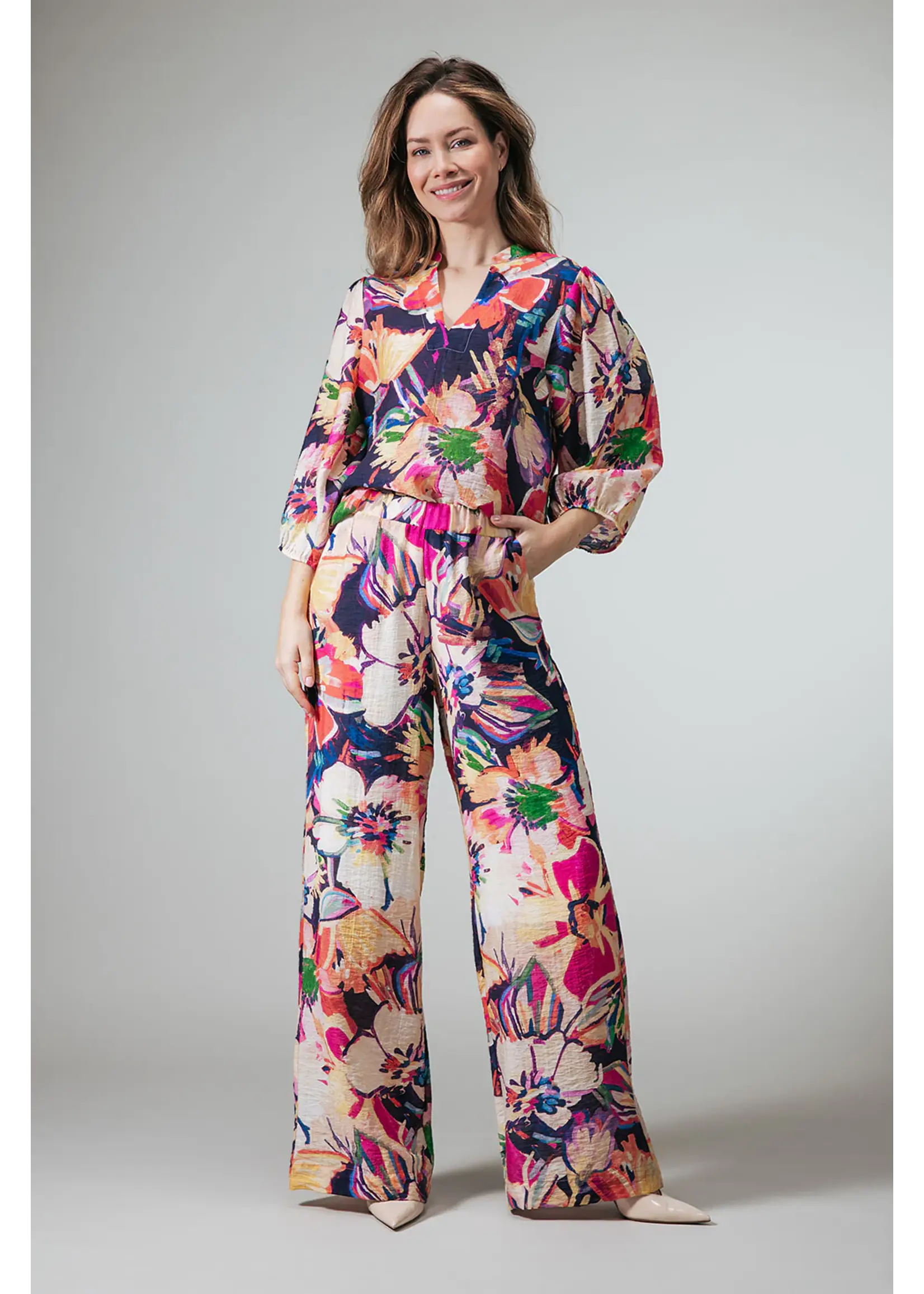 LABEL DOT LABEL DOT RENATE 2618030