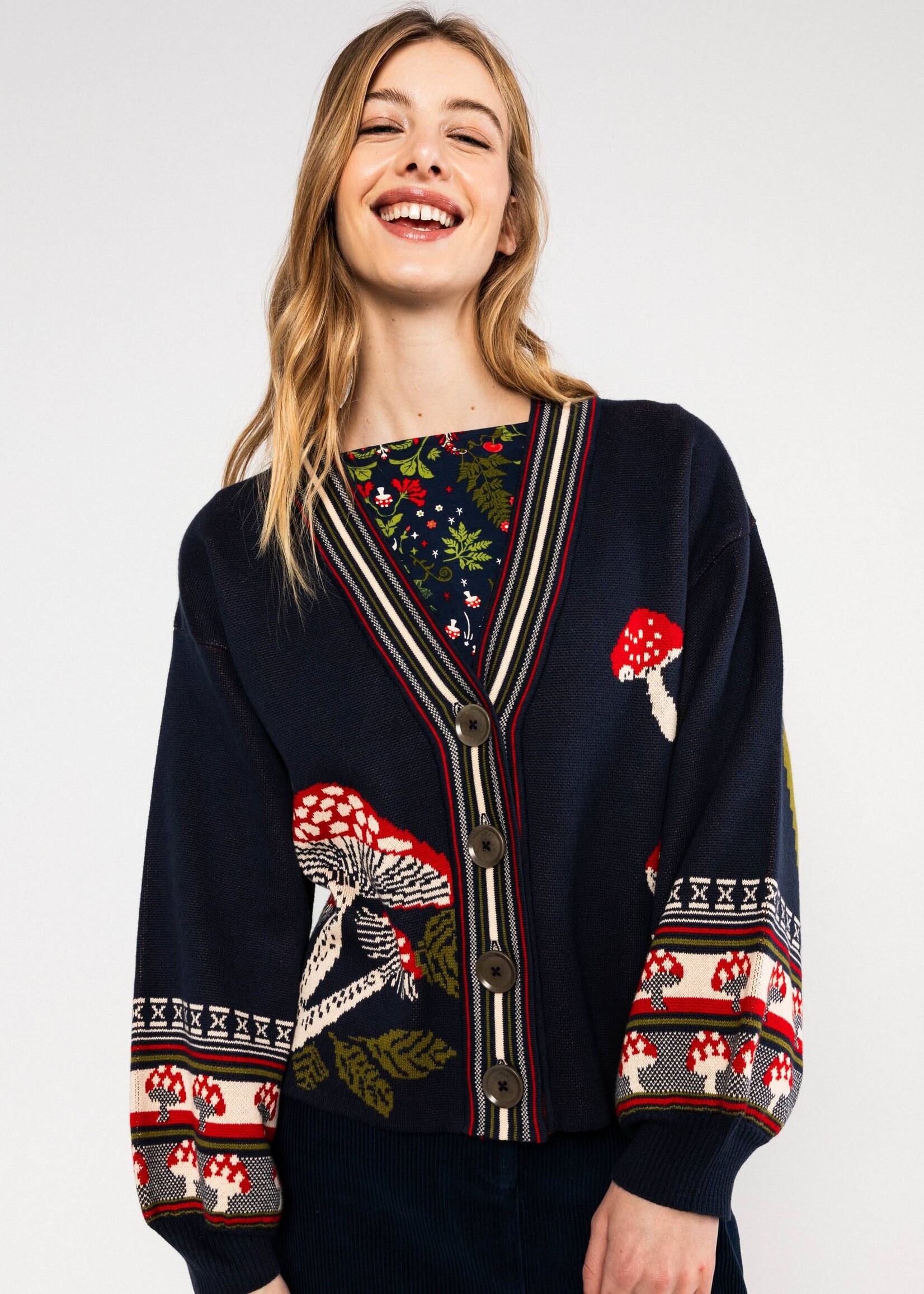 BLUTSGESCHWISTER BLUTSGESCHWISTER CARDIGAN CHARMING STORYTELLER  1263-241
