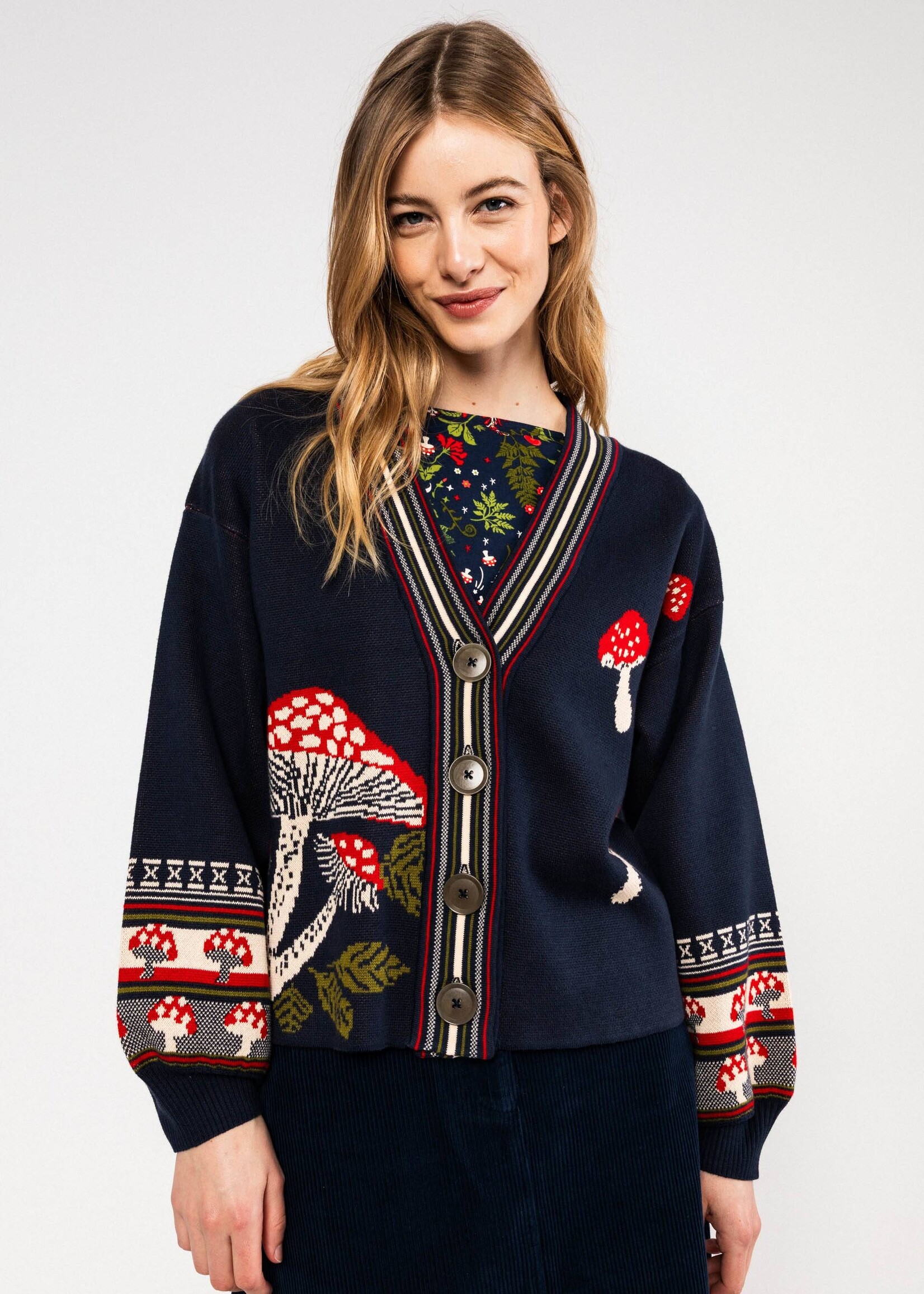 BLUTSGESCHWISTER BLUTSGESCHWISTER CARDIGAN CHARMING STORYTELLER  1263-241