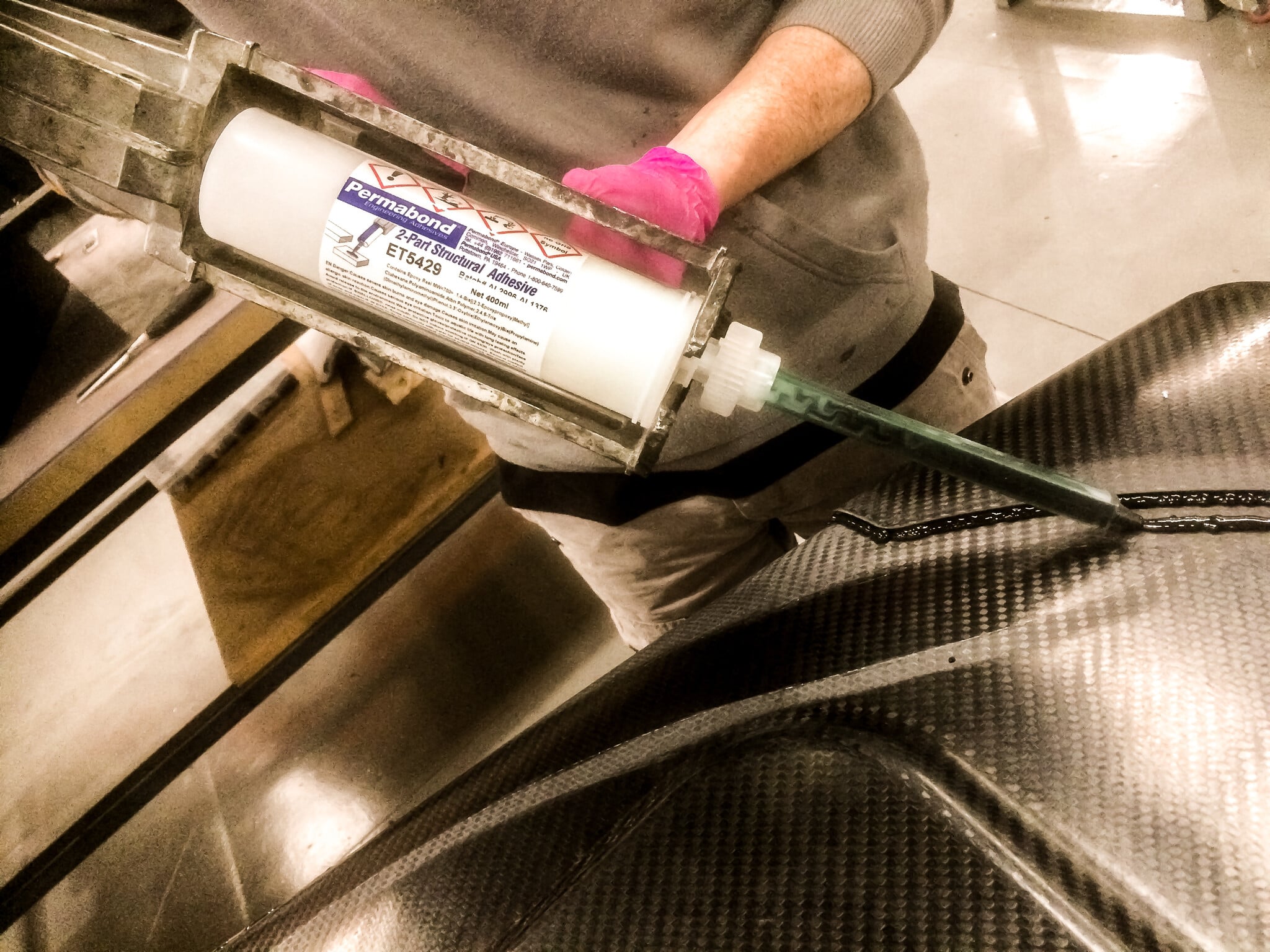 Epoxy lijm: wanneer kies je 1K of 2K? - Lijmenwinkel.nl 