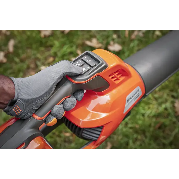Husqvarna HUSQVARNA 230 iB ACCU BLADBLAZER