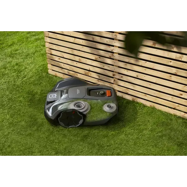 Husqvarna AUTOMOWER® 405XE NERA (excl. krammen en draad)