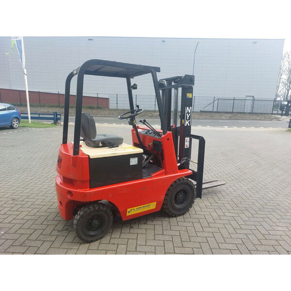 NYK NYK NYK HEFTRUCK FB15P-46 BC-300  ELECTRISCH