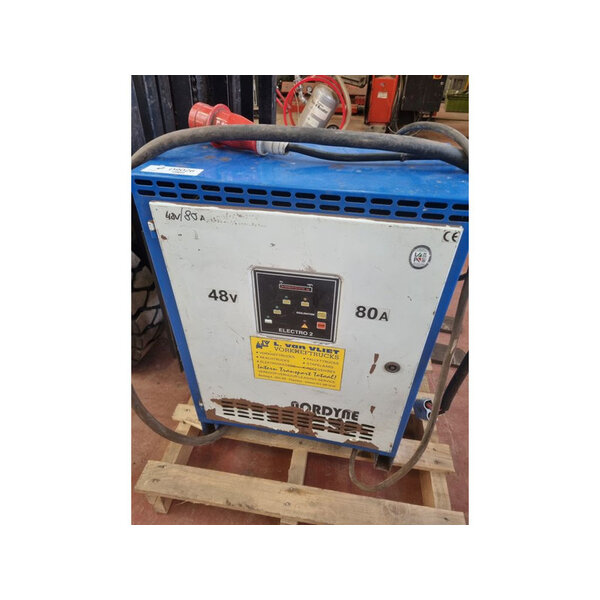 NYK NYK NYK HEFTRUCK FB15P-46 BC-300  ELECTRISCH