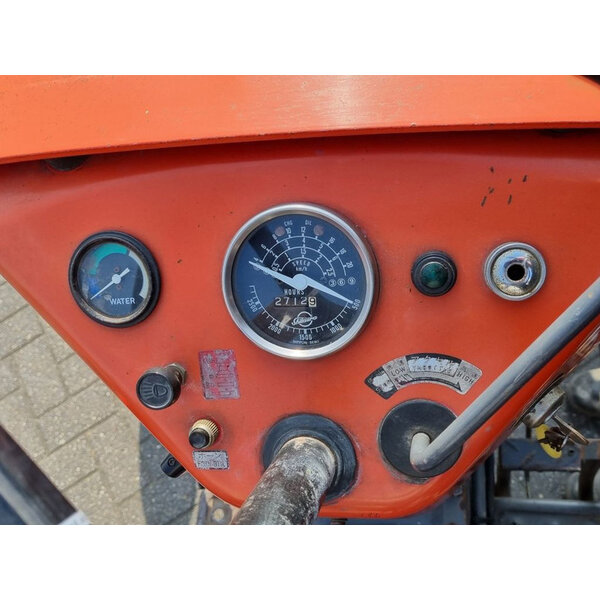 Shibaura Shibaura S1500 TRACTOR