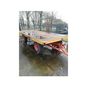 KEVO PLATTE AANHANGWAGEN MET DISSEL