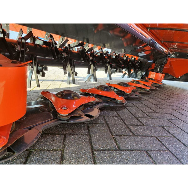 Kubota Kubota DMC6032T SCHIJVENMAAIER MET KNEUZER