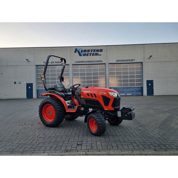 Kubota Kubota LX-401 COMPACT TREKKER