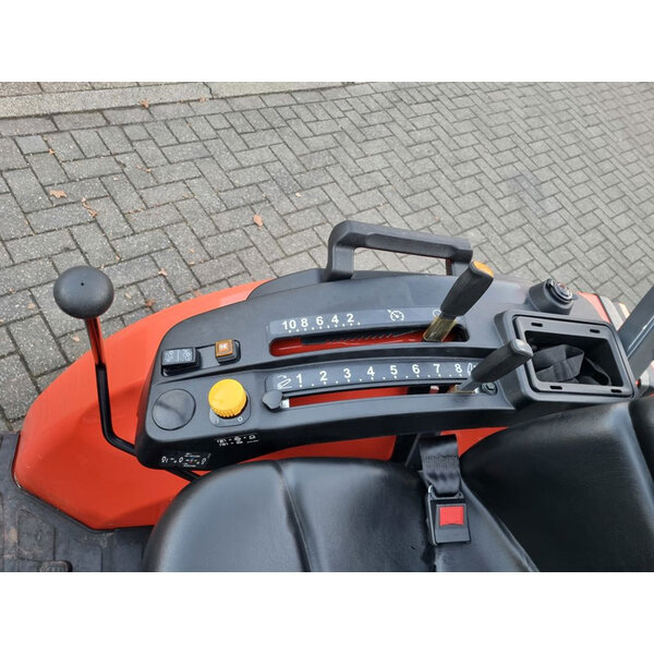 Kubota Kubota LX-401 COMPACT TREKKER