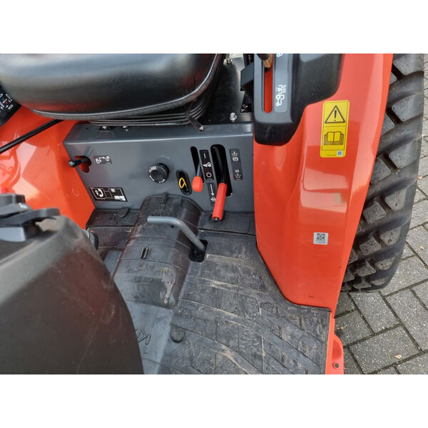 Kubota Kubota LX-401 COMPACT TREKKER