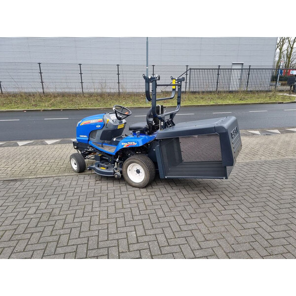 Iseki Iseki SXG 323 ZITMAAIER MET OPVANG