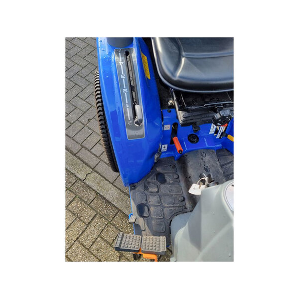 Iseki Iseki TM3187 MET GAZONBANDEN