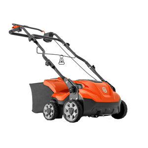 Husqvarna S 138C VERTICUTEERMACHINE