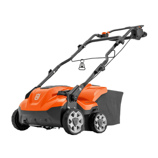 Husqvarna Husqvarna S 138C VERTICUTEERMACHINE