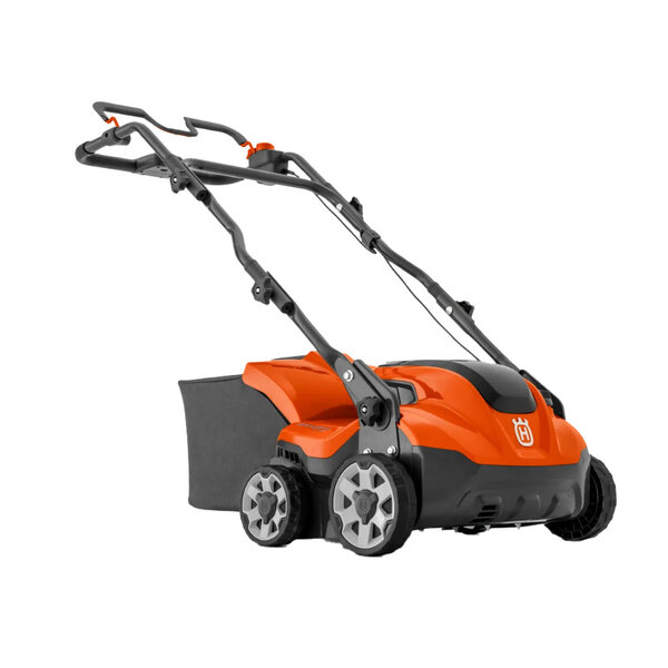 Husqvarna HUSQVARNA S 138i VERTICUTEERMACHINE